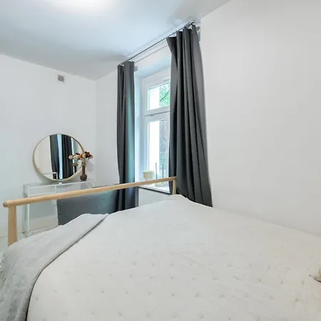 Moon Apartment
