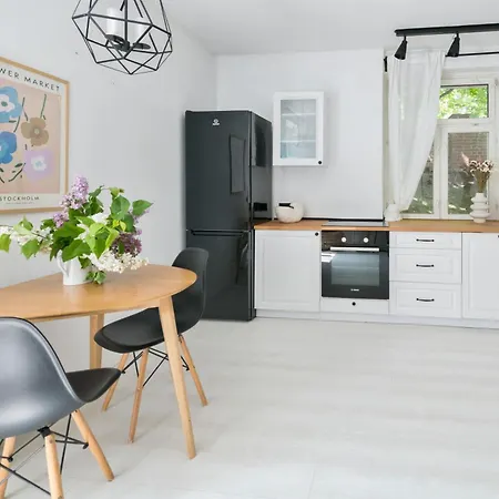 Moon Апартаменты